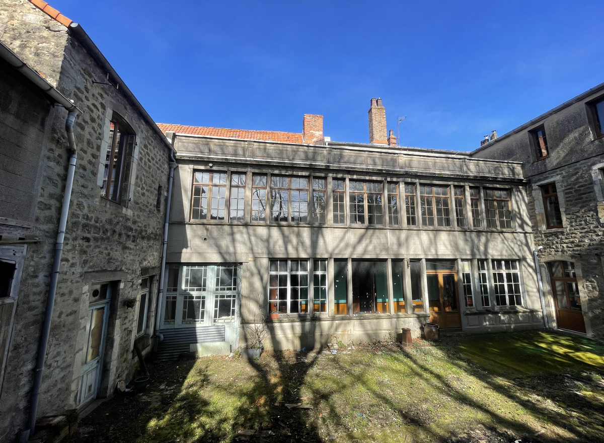 {@resource.title}, photo n° 2