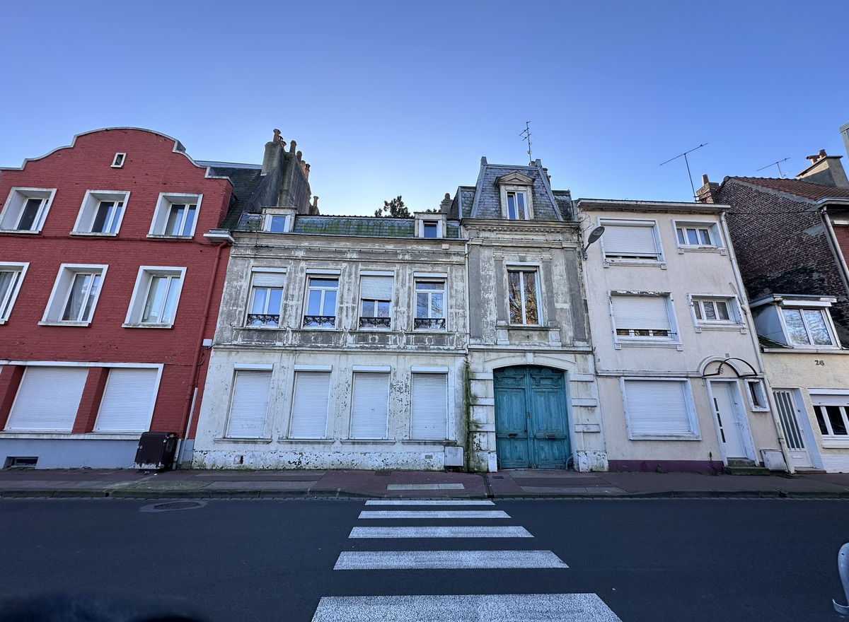 {@resource.title}, photo n° 1