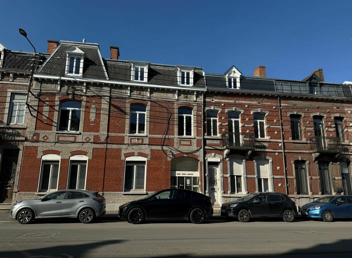 {@resource.title}, photo n° 1