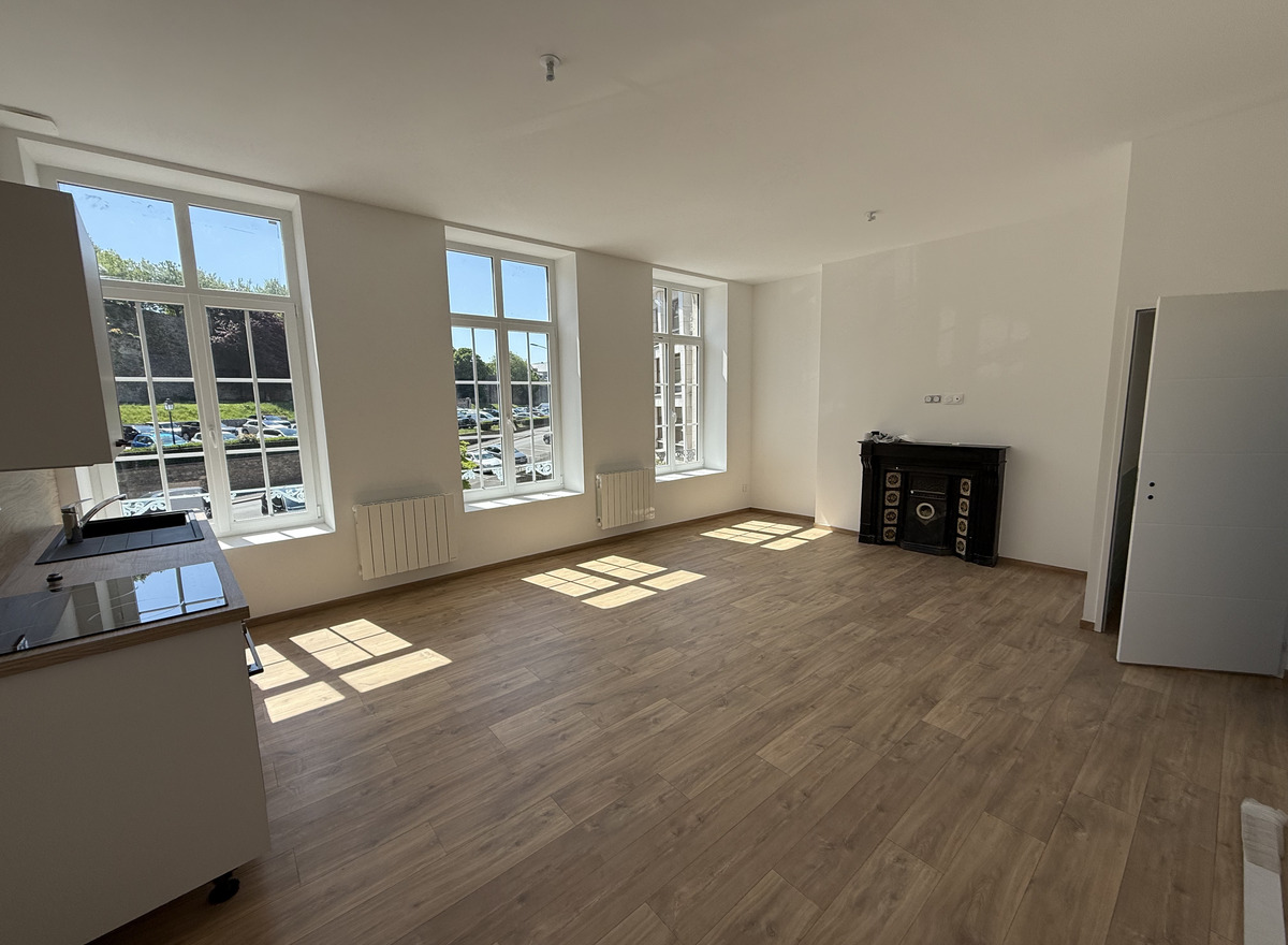 {@resource.title}, photo n° 7