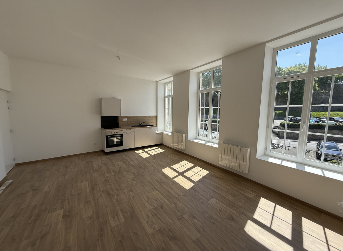 {@resource.title}, photo n° 8