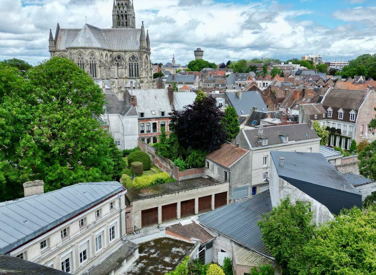 {@resource.title}, photo n° 2