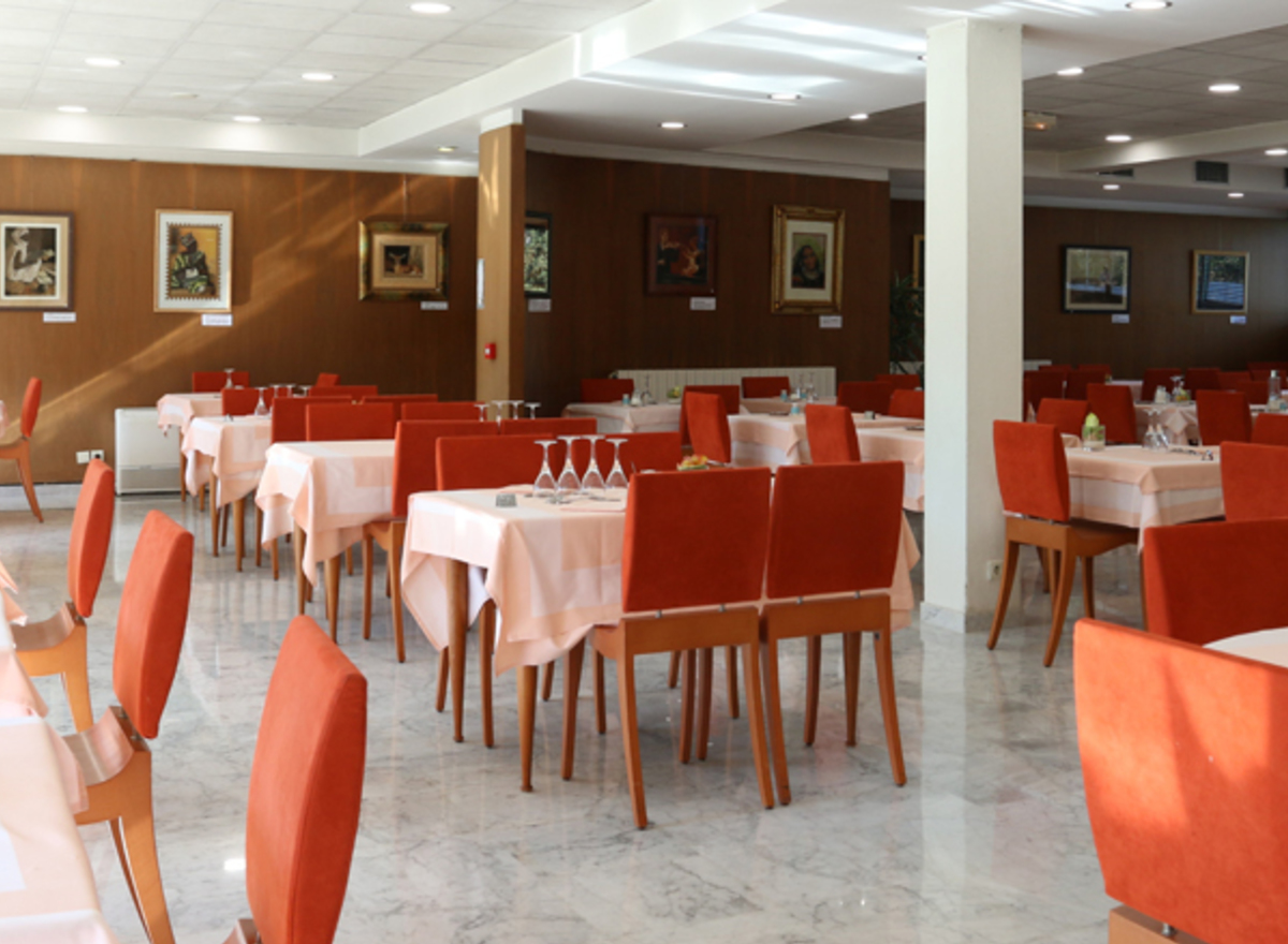 {@resource.title}, photo n° 9