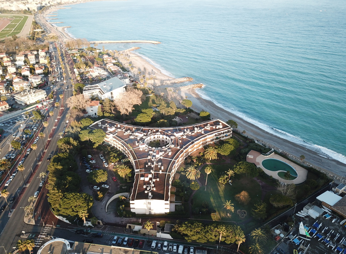 {@resource.title}, photo n° 5