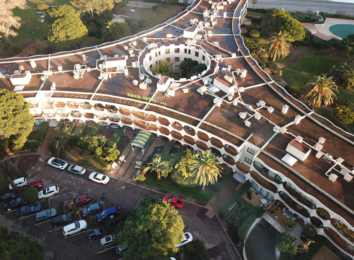 {@resource.title}, photo n° 6