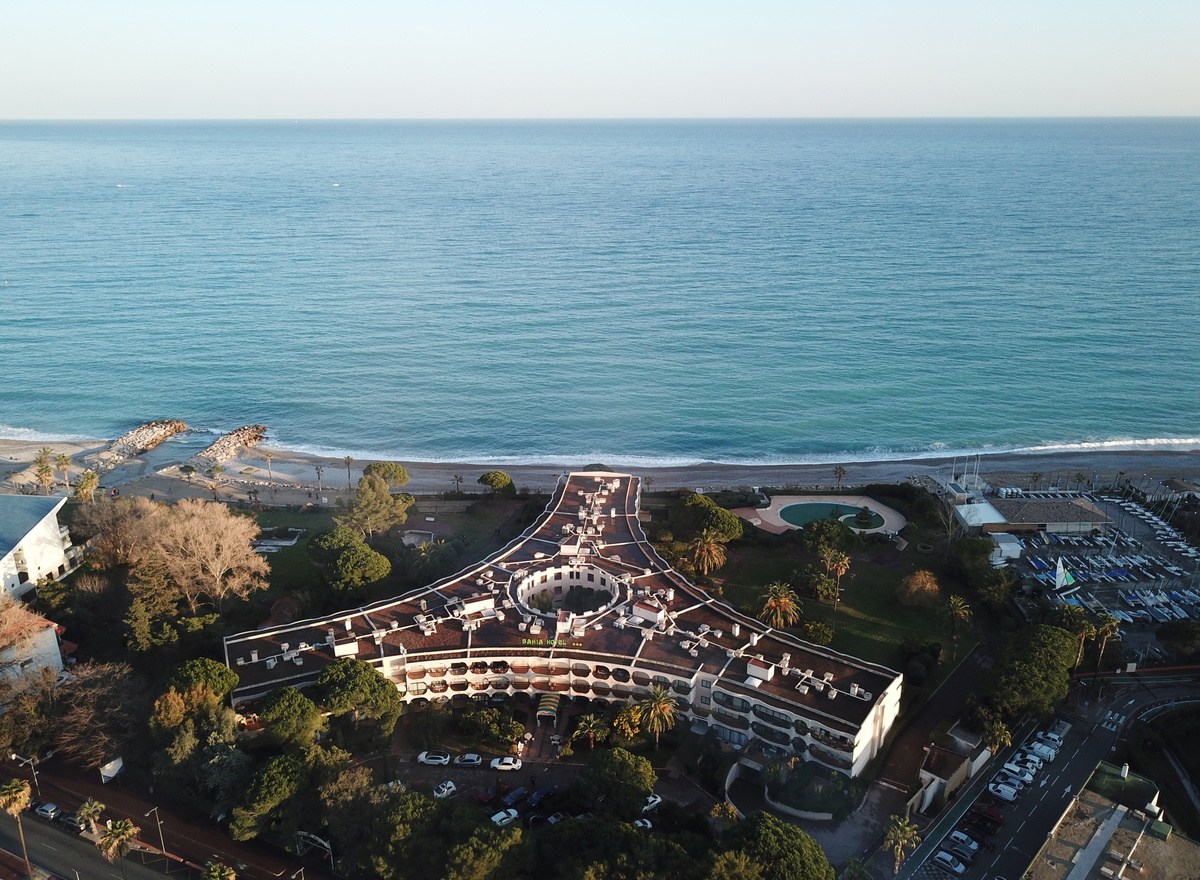 {@resource.title}, photo n° 7