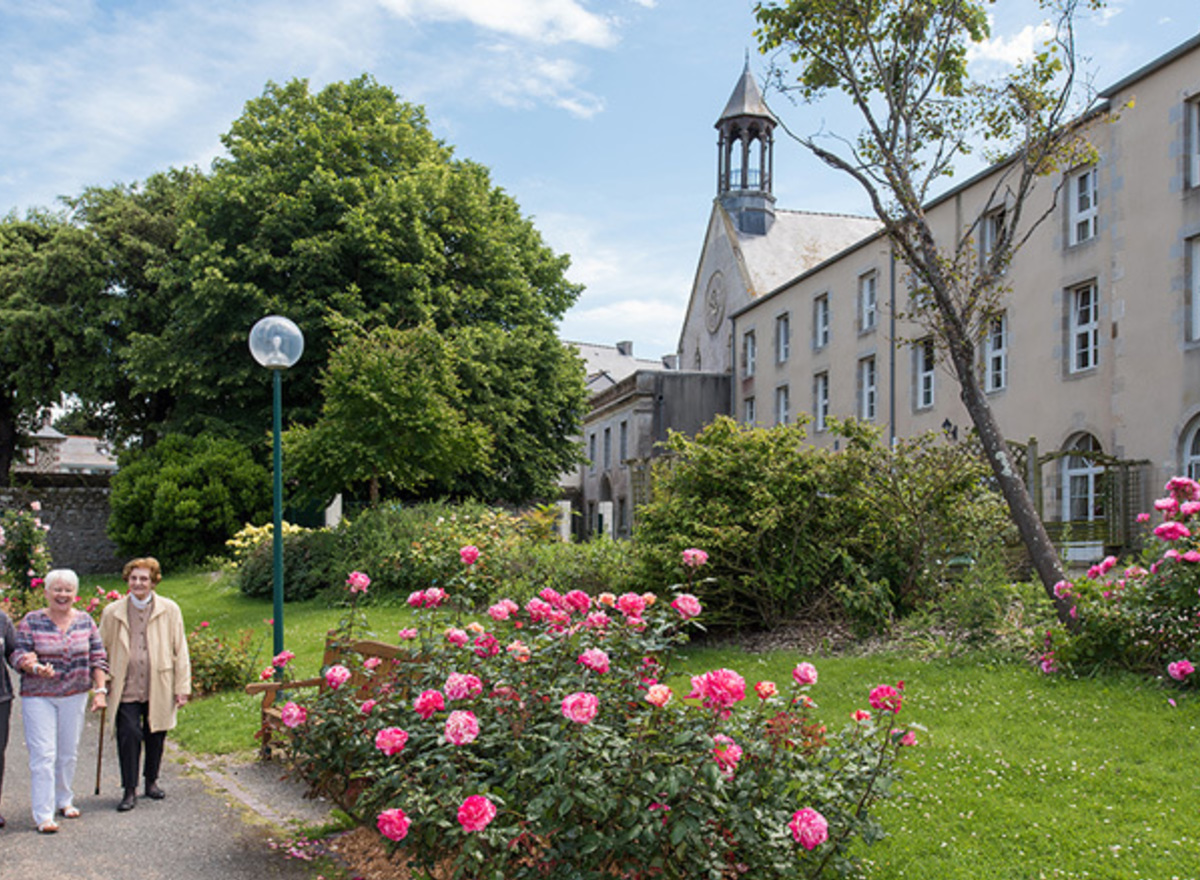 {@resource.title}, photo n° 1