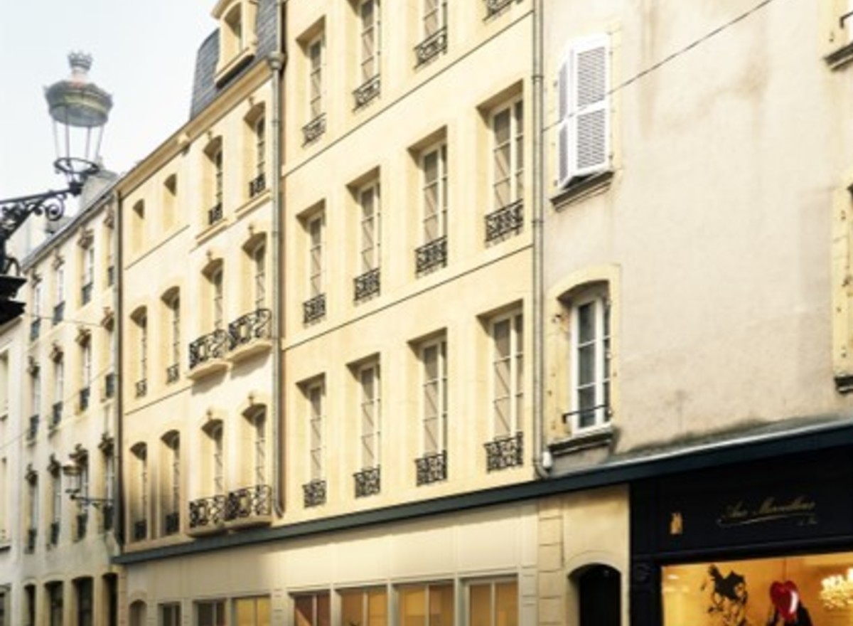 {@resource.title}, photo n° 1