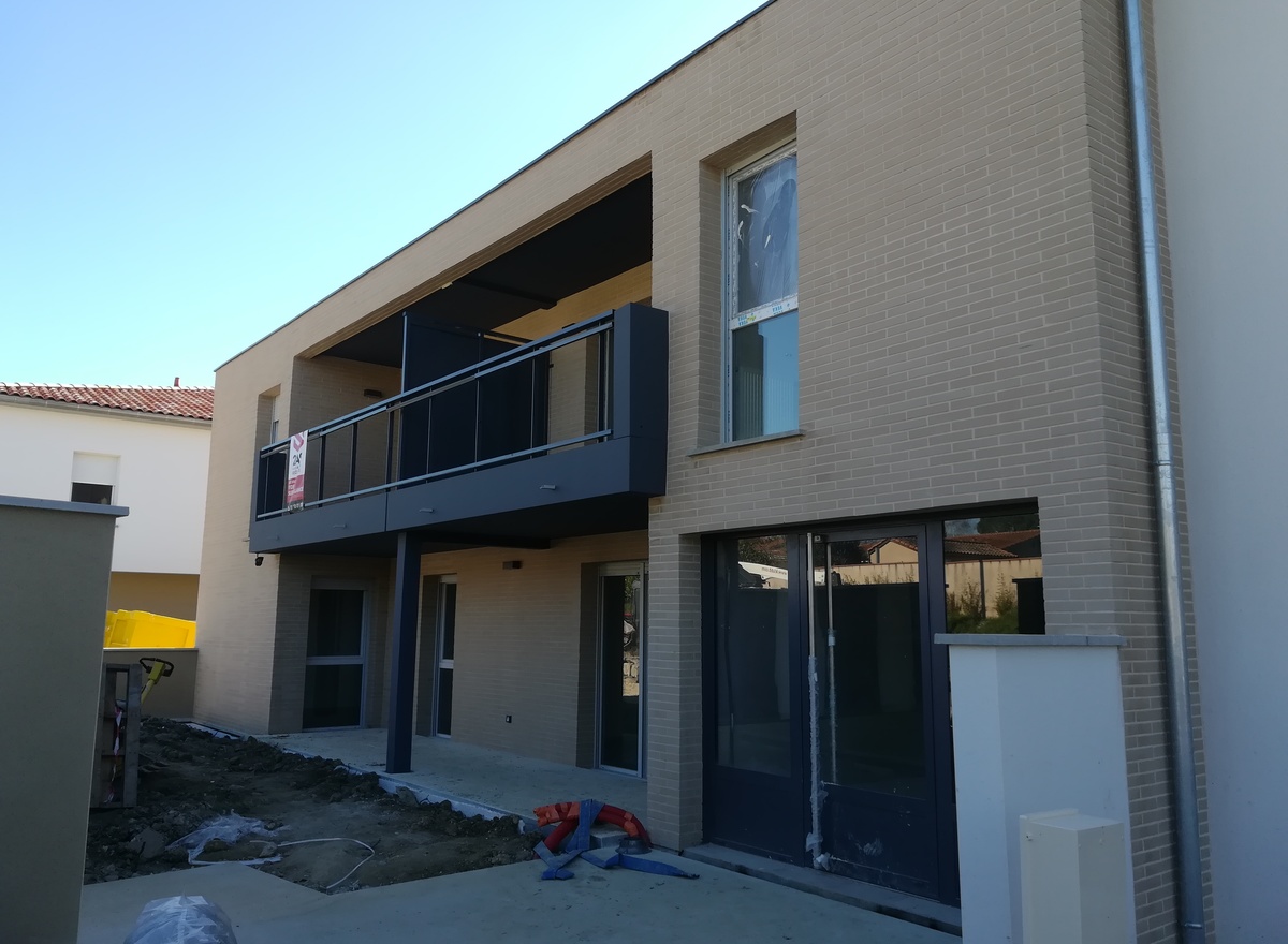 {@resource.title}, photo n° 12