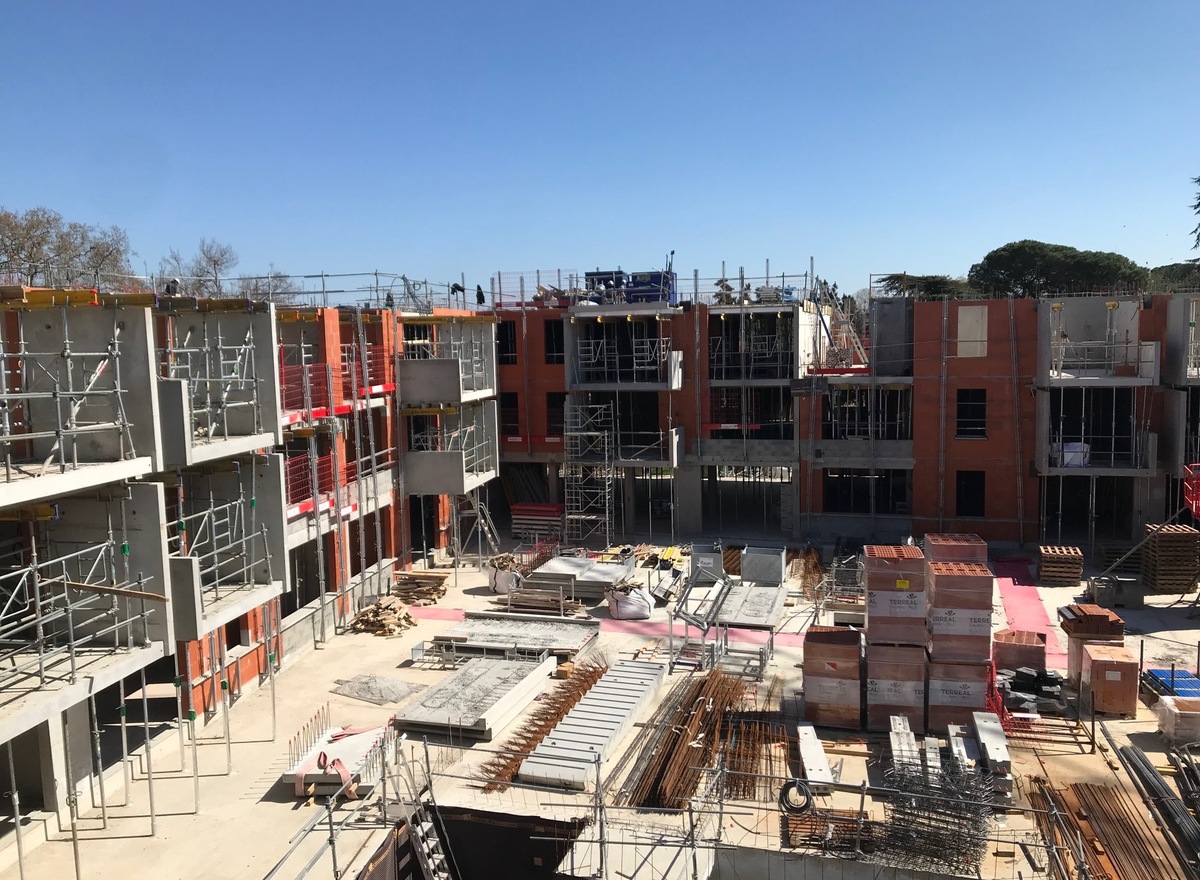 {@resource.title}, photo n° 12