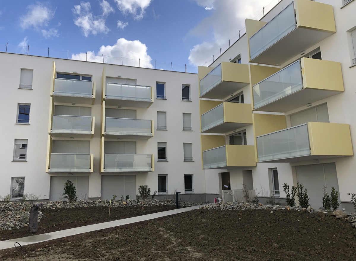 {@resource.title}, photo n° 27