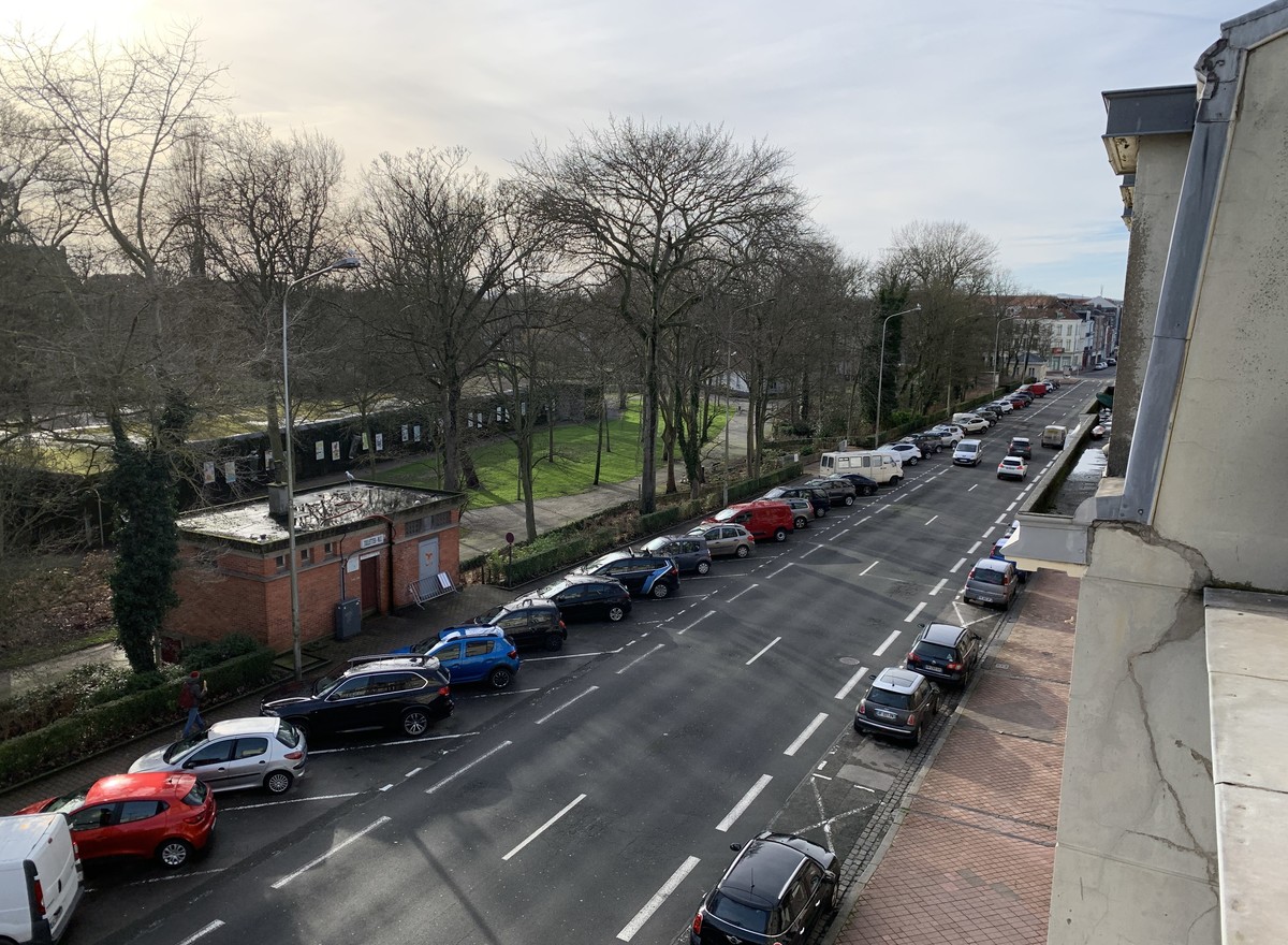 {@resource.title}, photo n° 3