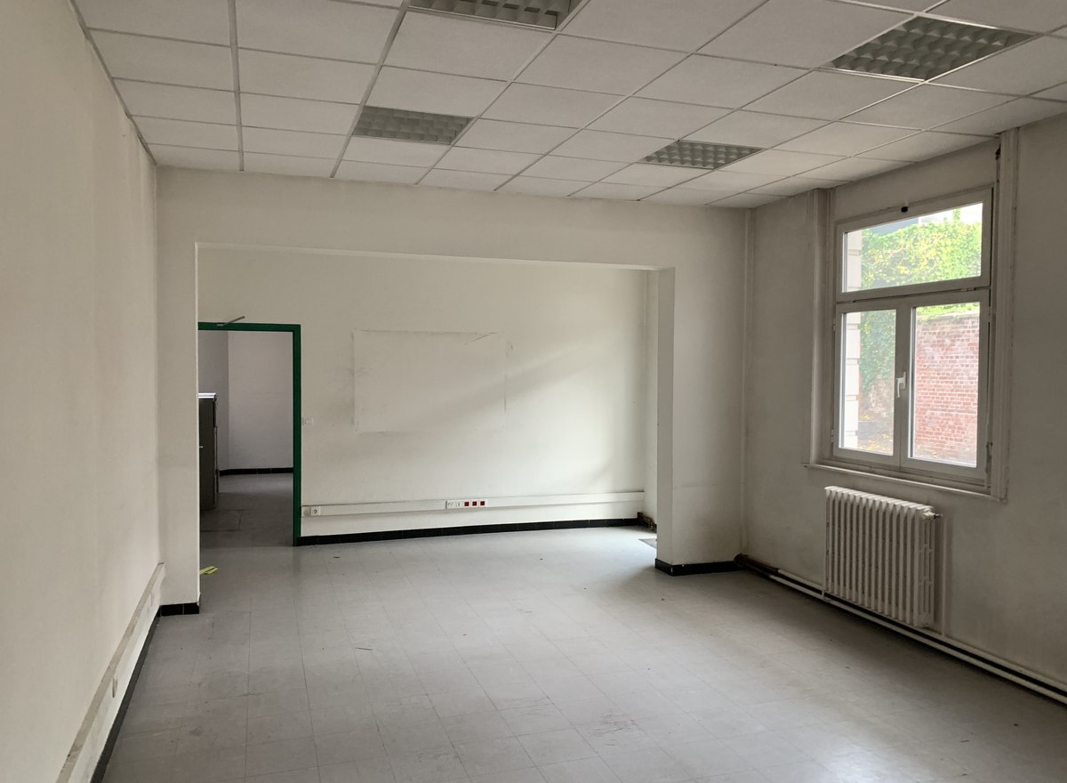 {@resource.title}, photo n° 4