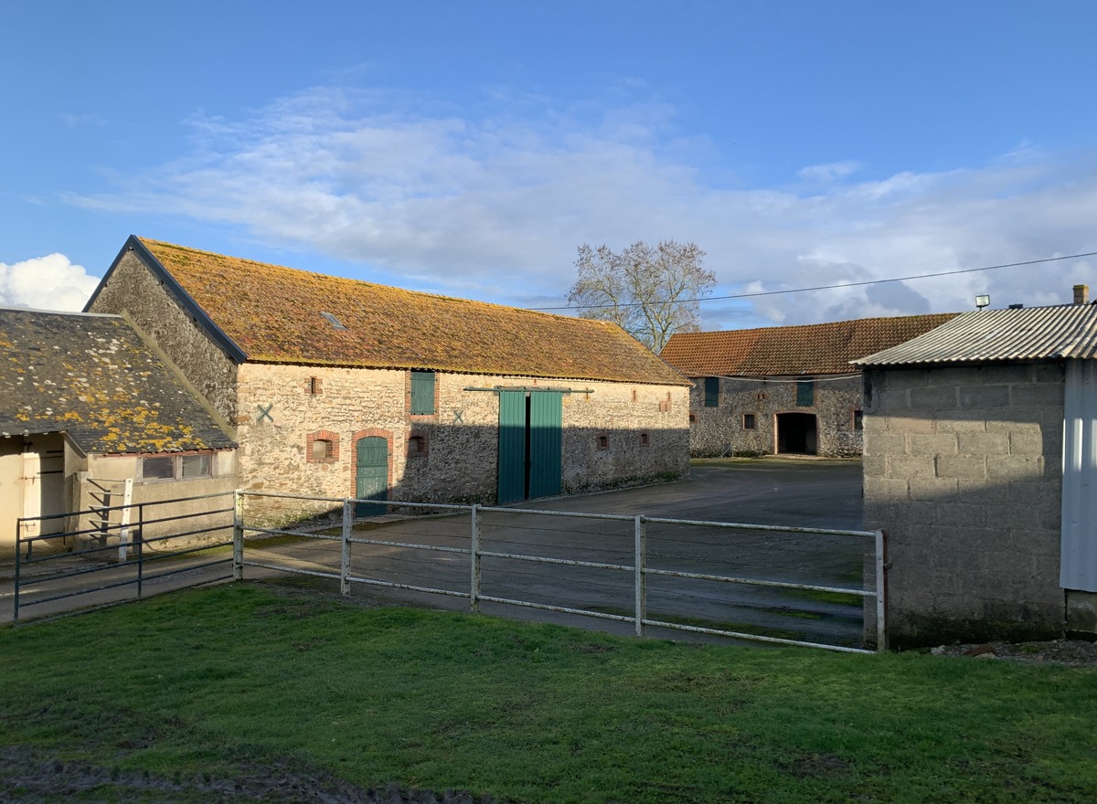 {@resource.title}, photo n° 9