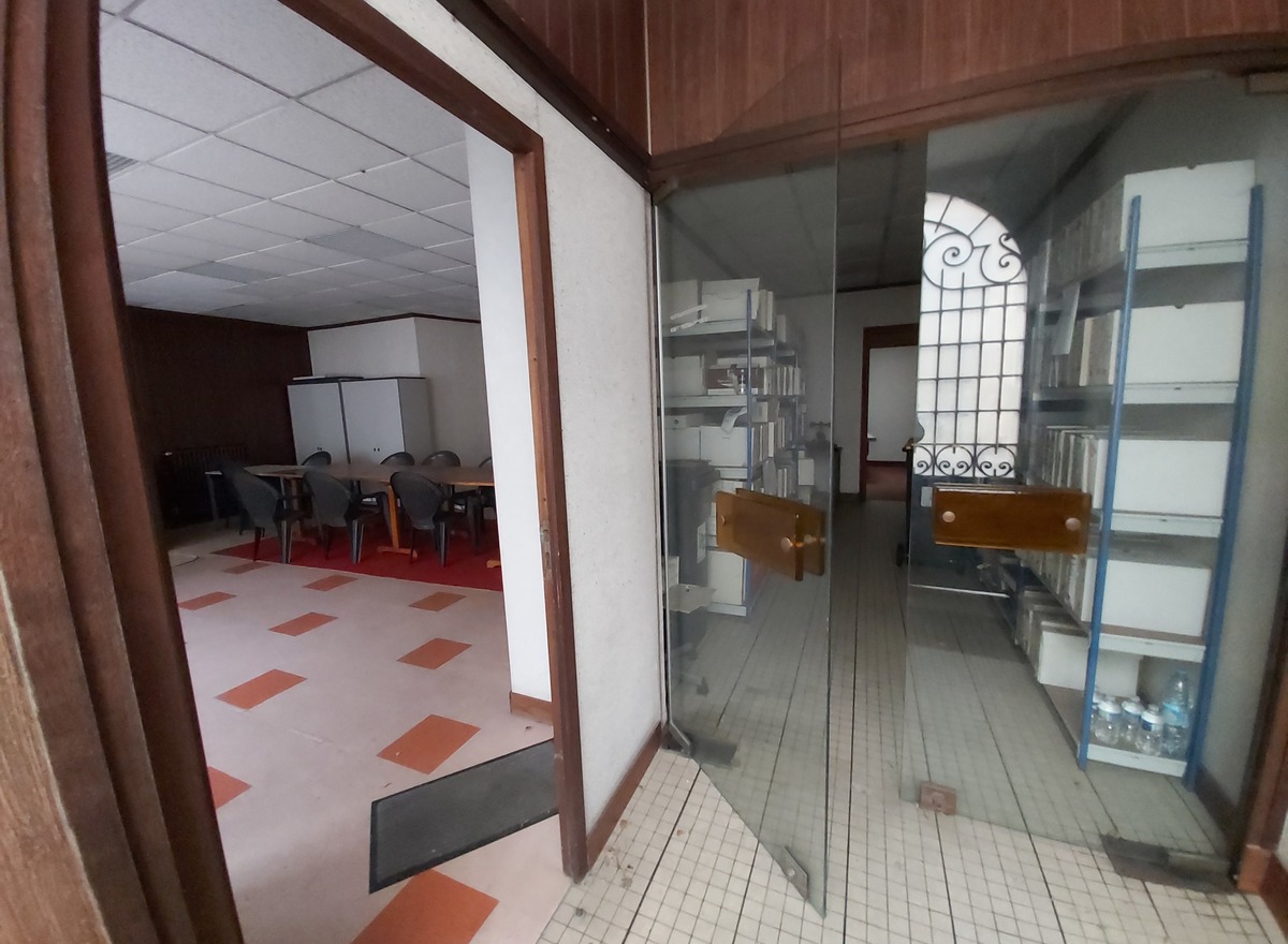 {@resource.title}, photo n° 3