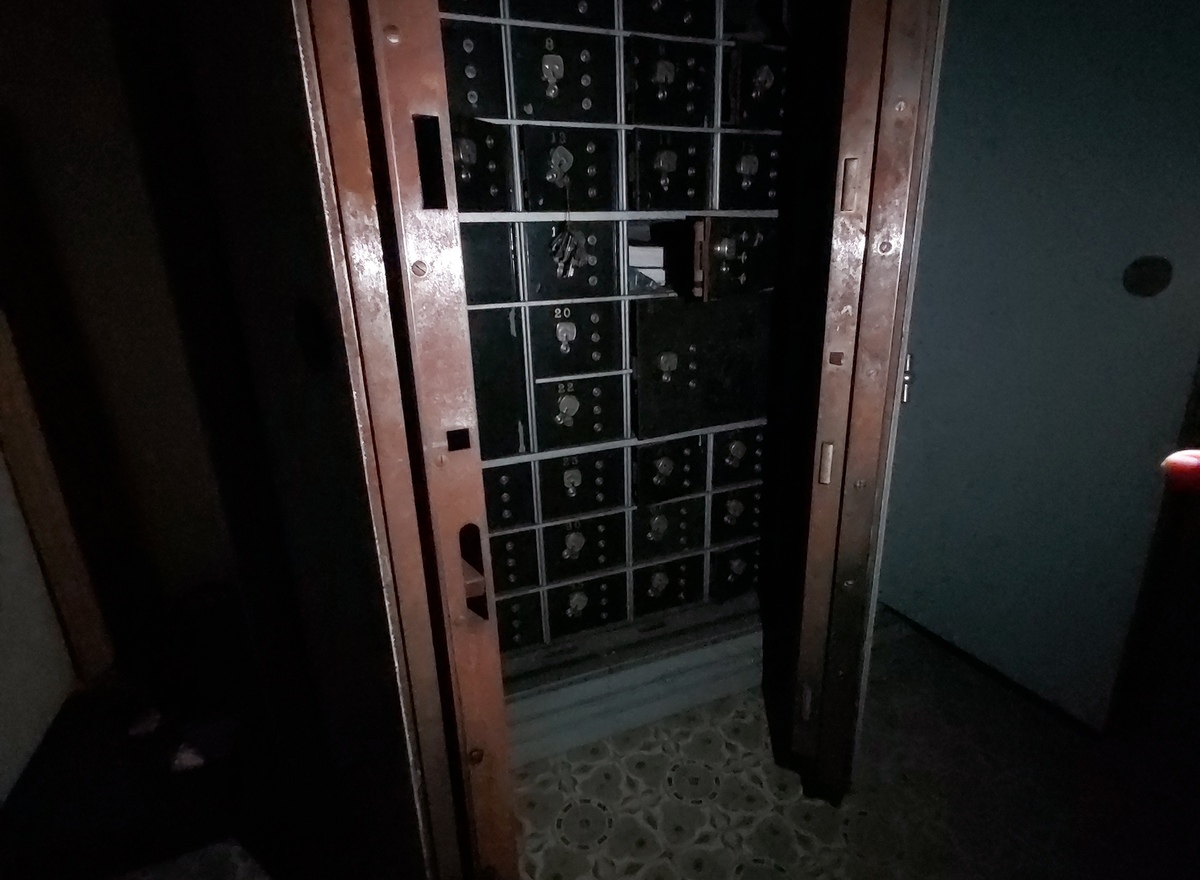 {@resource.title}, photo n° 5