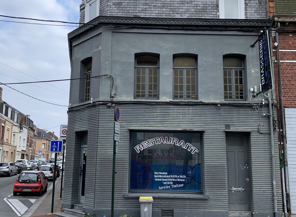 {@resource.title}, photo n° 1