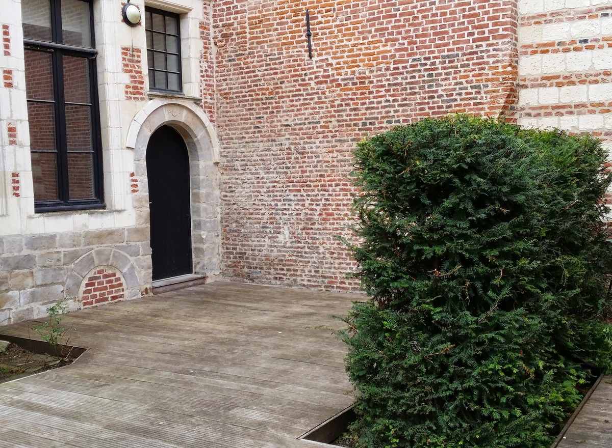 {@resource.title}, photo n° 4