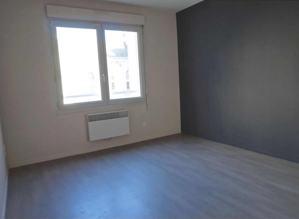 {@resource.title}, photo n° 6