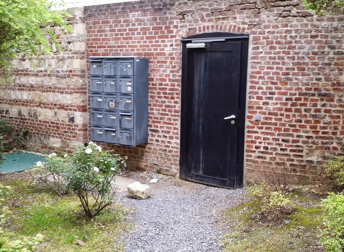 {@resource.title}, photo n° 5