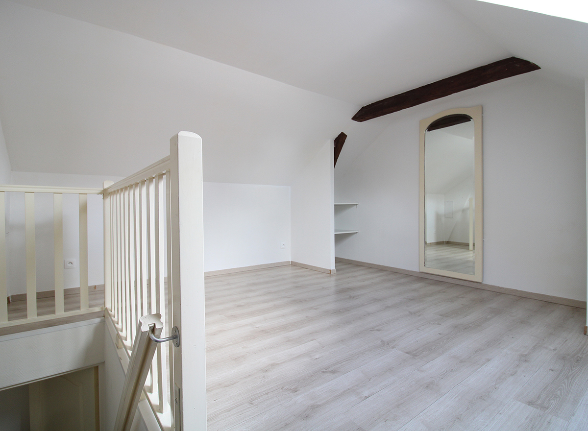 {@resource.title}, photo n° 1