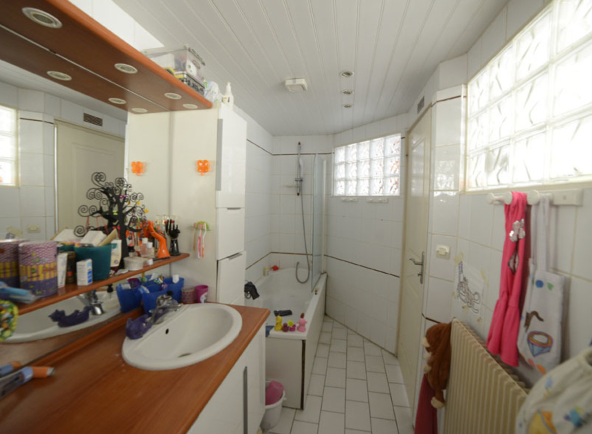 {@resource.title}, photo n° 8