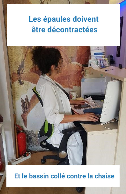Position d'assise correcte sur la chaise