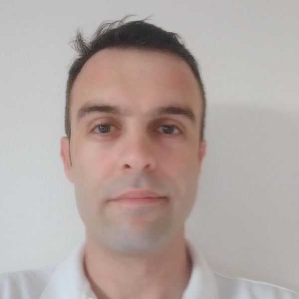 Μανώλης Κατσογριδάκης