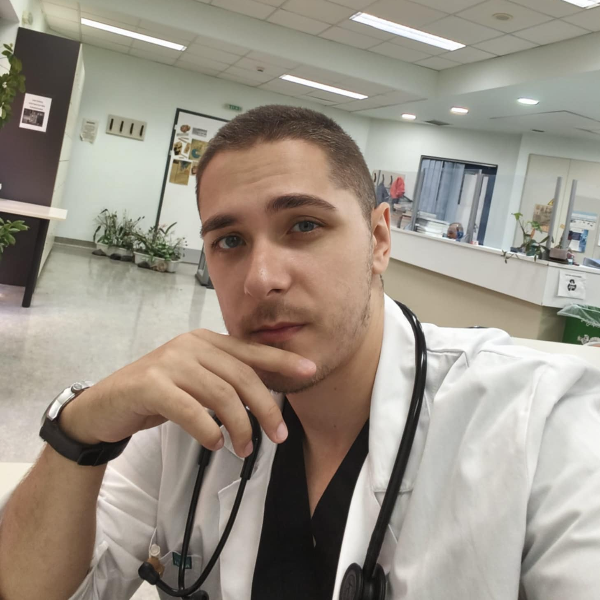 ΔΗΜΗΤΡΙΟΣ ΜΟΥΣΤΑΚΑΣ