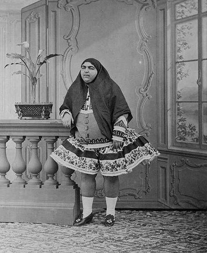 İran Åahı Nasreddinâın kızı İsmat el Dawlah İran Åahı Nasreddinâın kızı İsmat el Dawlah