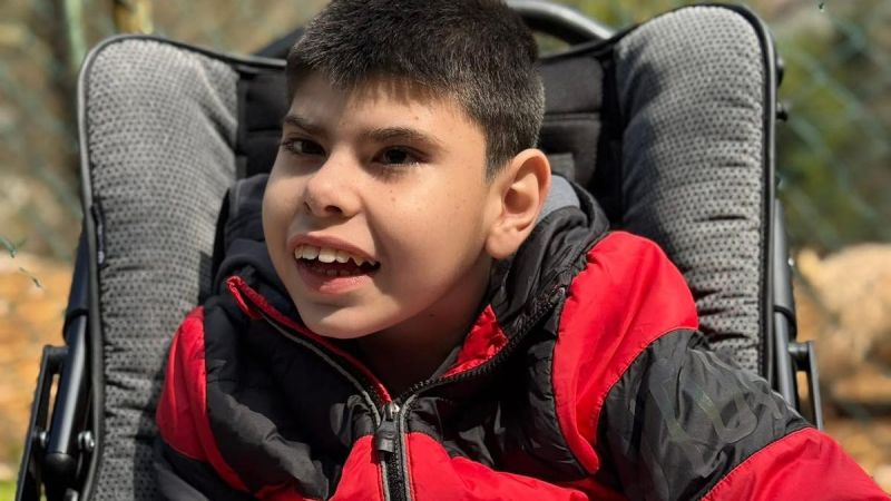 Митко мечтае да ходи! | Сайт за дарения | Дарителски кампании | Без комисионна