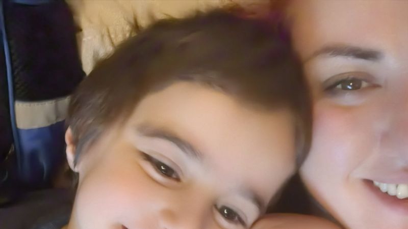 Подкрепете Мартин и неговата майка! | Сайт за дарения | Дарителски кампании | Без комисионна