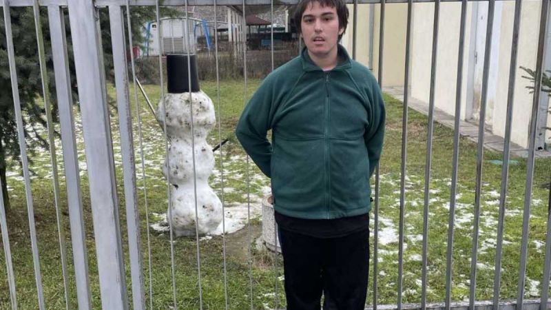 АПЕЛ ЗА ПОМОЩ НА СТЕФАН | Сайт за дарения | Дарителски кампании | Без комисионна