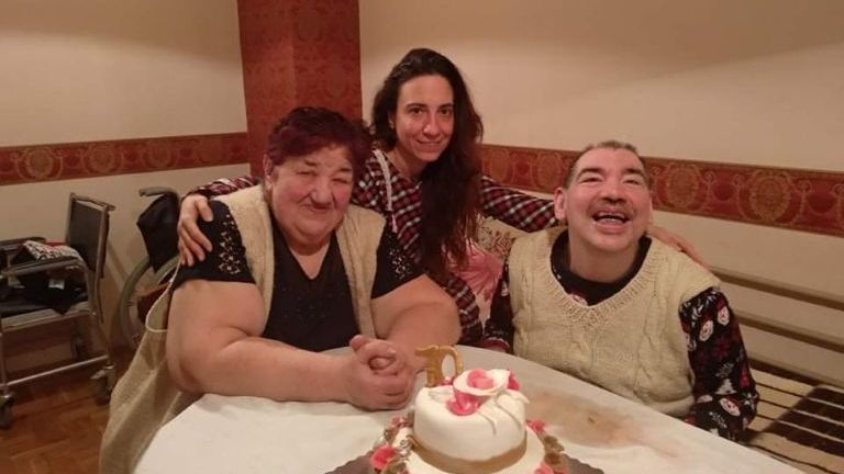 Да подкрепим Йоанна и нейното семейство! | Сайт за дарения | Дарителски кампании | Без комисионна