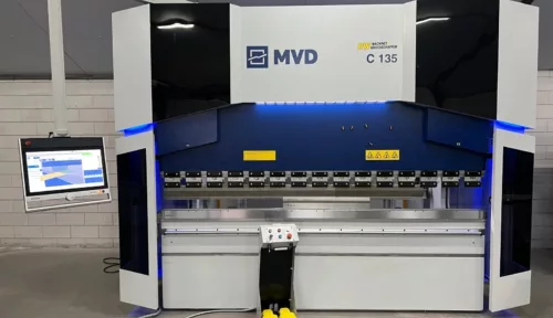  MVD C135 3100 foto 1 