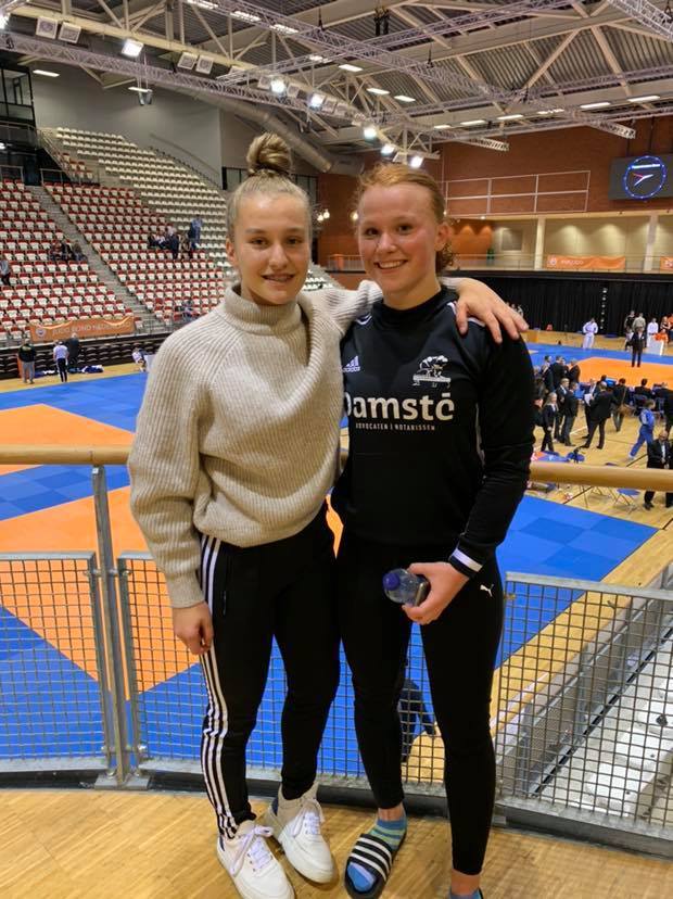 2019-09-NKT-zusjes-Nalbat.jpg#asset:2305287