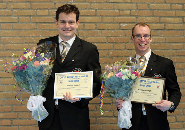 Waarderingsspeld voor Jos van Roestel en Remco Sebregts Waarderingsspeld voor Jos van Roestel en Remco Sebregts