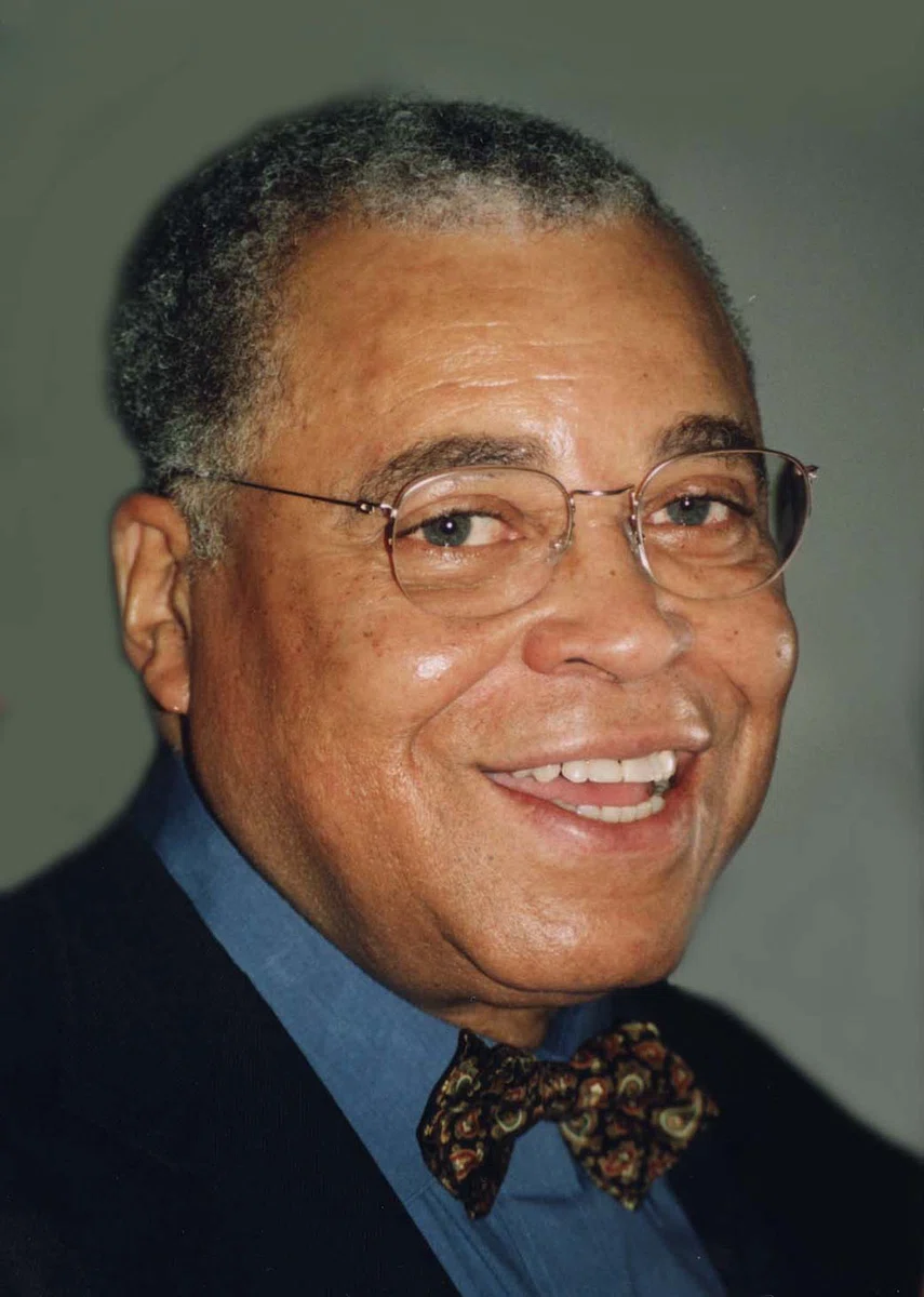 Porträt von James Earl Jones (1931–2024) – Gedenkseite