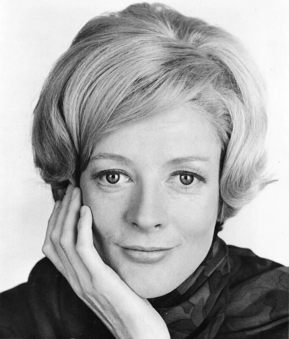 Porträt von Maggie Smith (1934–2024) – Gedenkseite