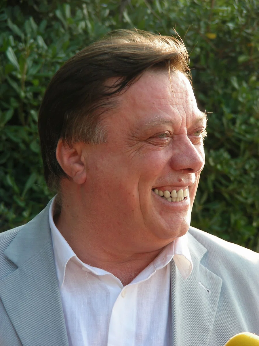 Portrait of Halid Bešlić (1953–2025) – memorial page