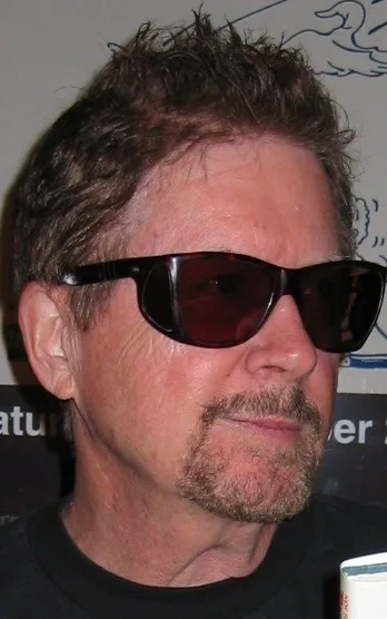 Portrait of Tom Robbins (1932–2025) – memorial page