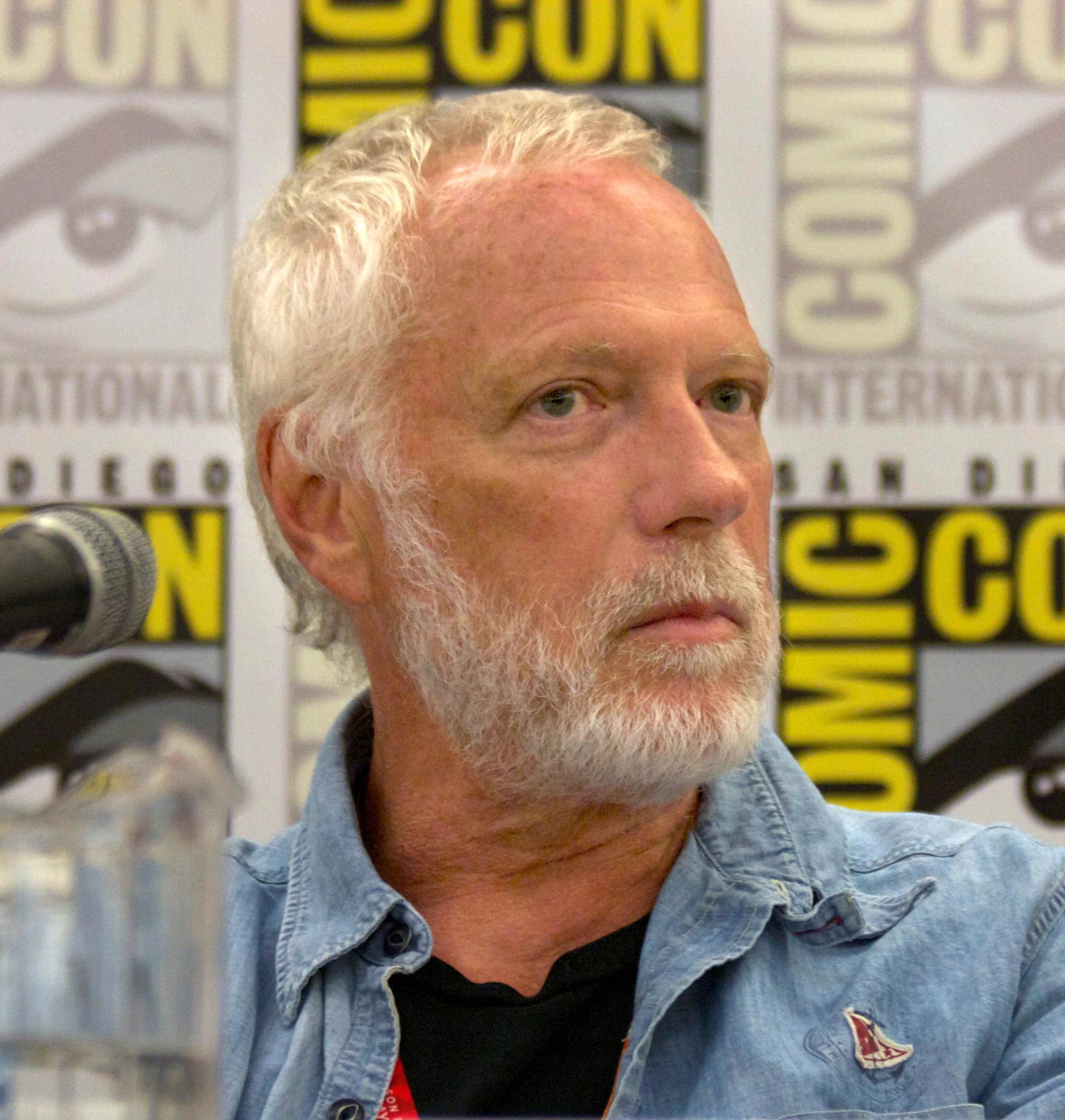 Porträt von Drew Struzan (1947–2025) – Gedenkseite