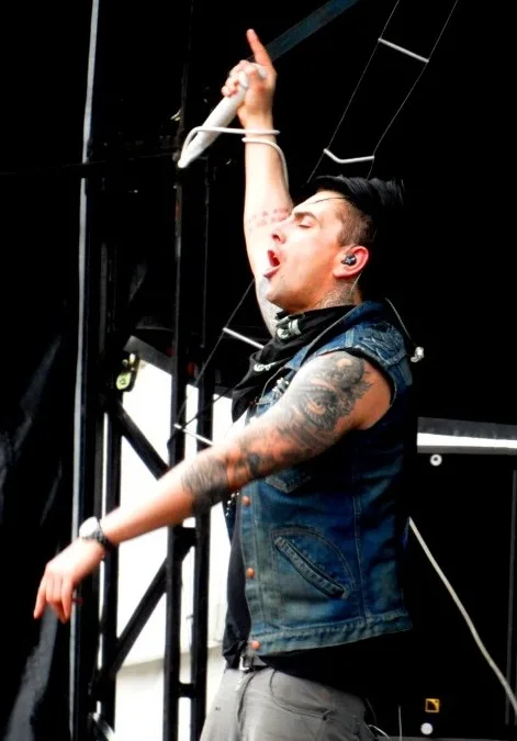 Porträt von Ian Watkins (1977–2025) – Gedenkseite