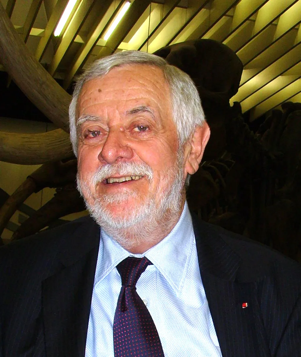 Portrait of Yves Coppens (1934–2022) – memorial page