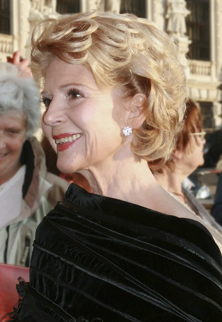 Porträt von Christiane Hörbiger (1938–2022) – Gedenkseite
