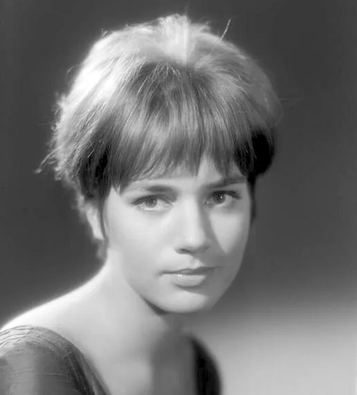 Porträt von Catherine Spaak (1945–2022) – Gedenkseite