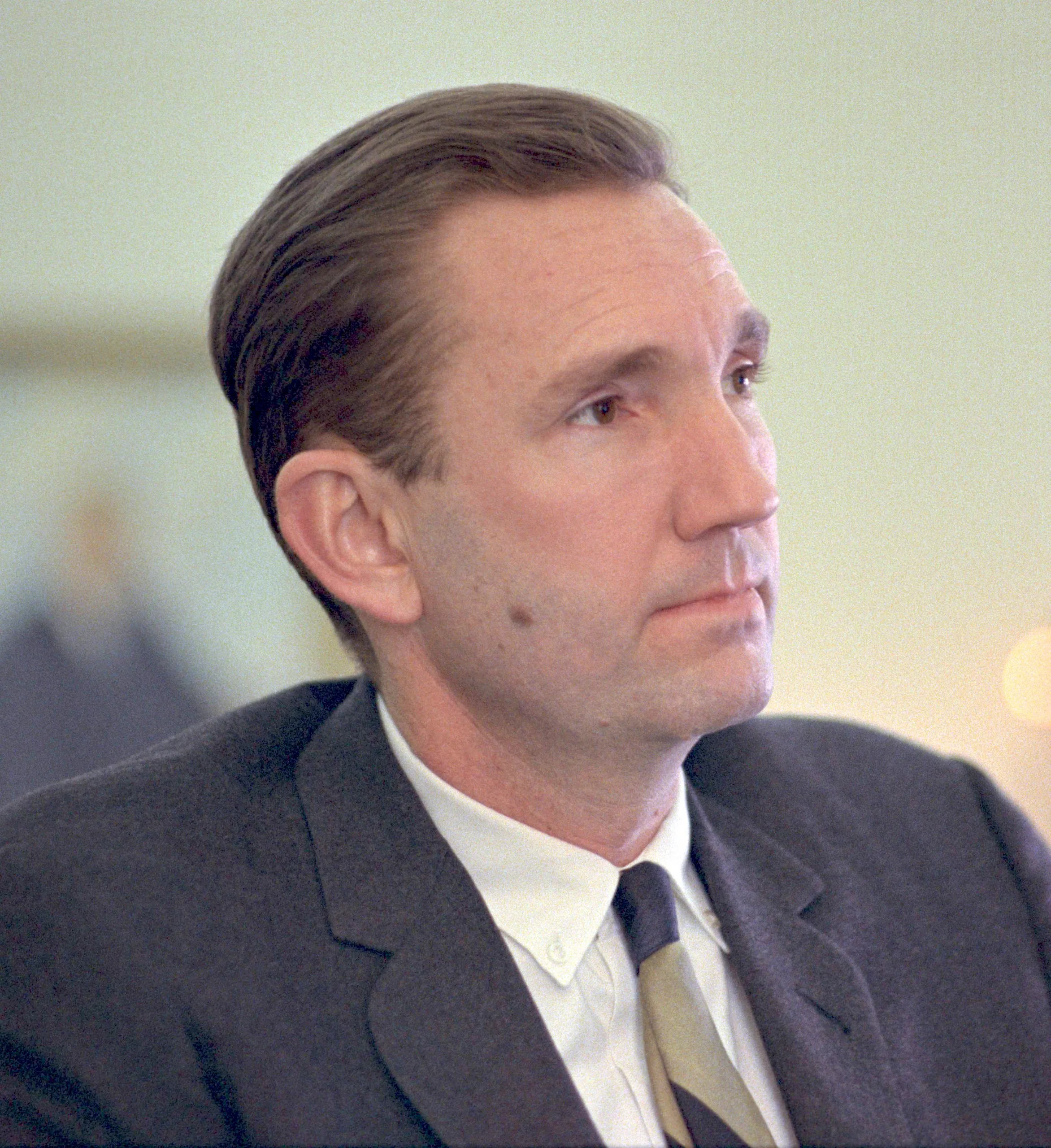 Porträt von Ramsey Clark (1927–2021) – Gedenkseite