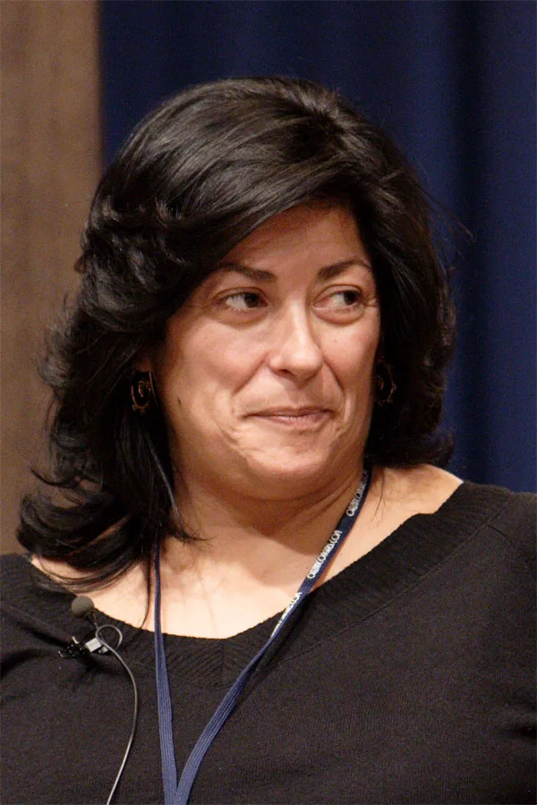 Portrait of Almudena Grandes (1960–2021) – memorial page