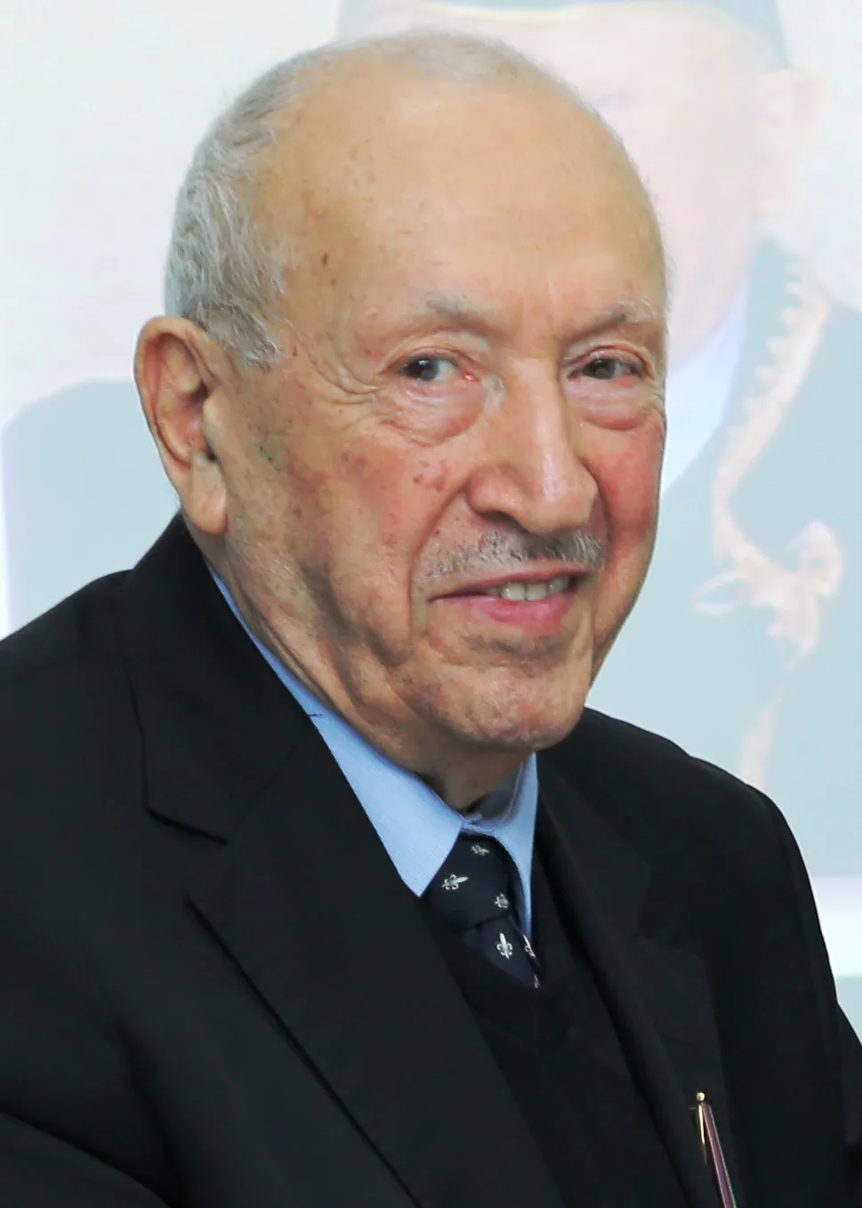 Porträt von Tachir Tejmurowitsch Salachow (1928–2021) – Gedenkseite
