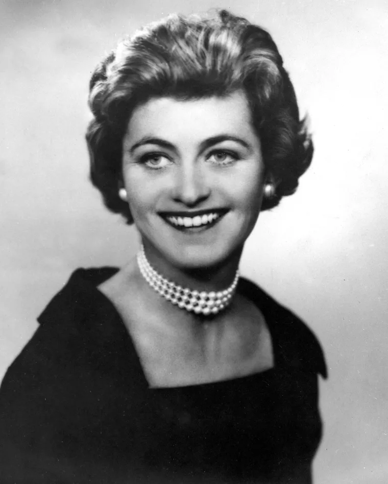Porträt von Jean Kennedy Smith (1928–2020) – Gedenkseite
